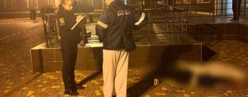 Смертельна трагедія в Одесі: жінка і її дворічна донька випали з балкону 16-го поверху